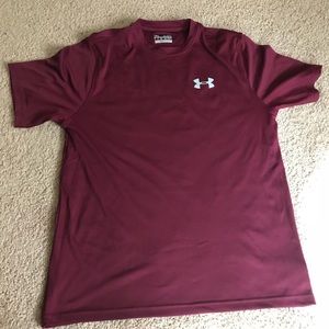 Under Armour tee medium loose